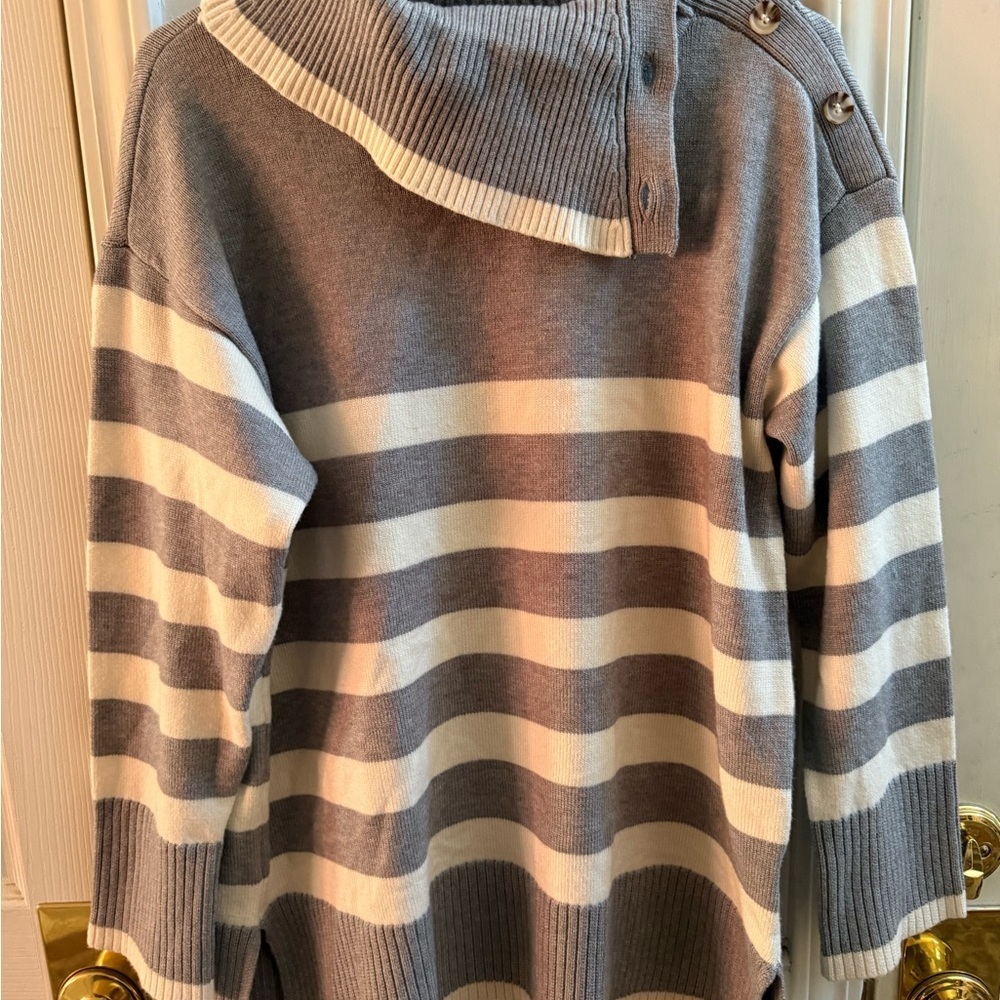NWT Kim Rogers Cowl Neck Sweater - Picture 6 of 9